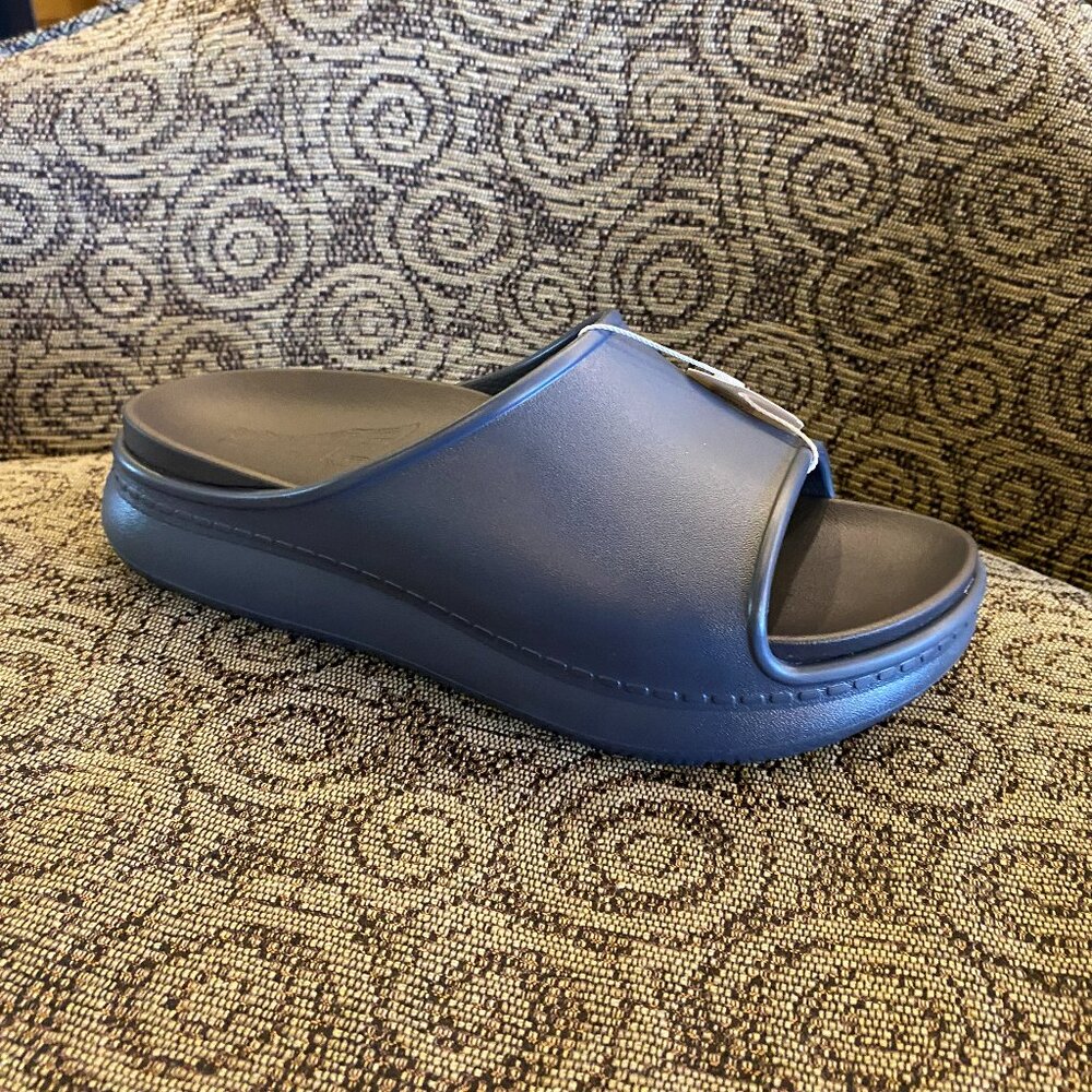 Dansko - Devyn Navy Molded (NEW W/ BOX)